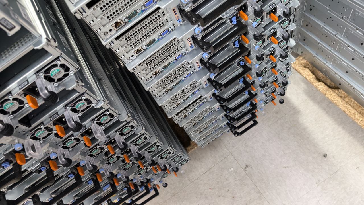 Server network connections